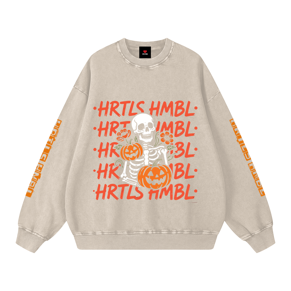 HRTLS HMBL SKELETON & PUMPKINS OVERSIZED SWEATSHIRT